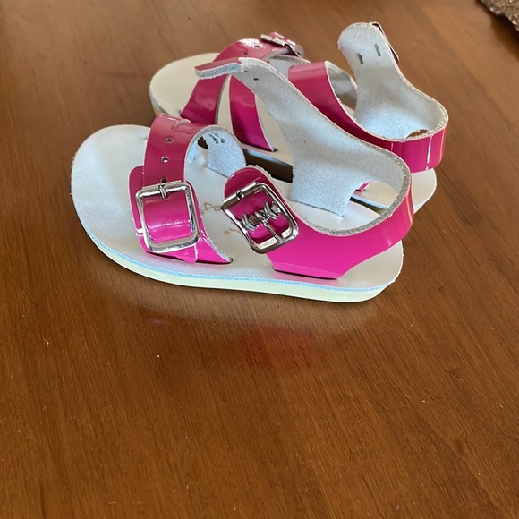 Sun San Sea Weas - Picture 2 of 4